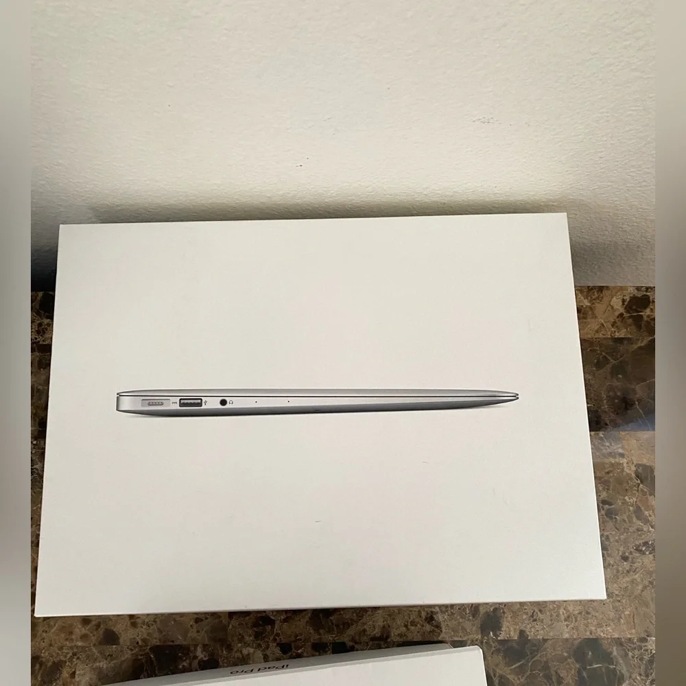 Lot Of 7 Assorted Apple EMPTY Boxes iPhones iPad MacBook Air EMPTY BOXES